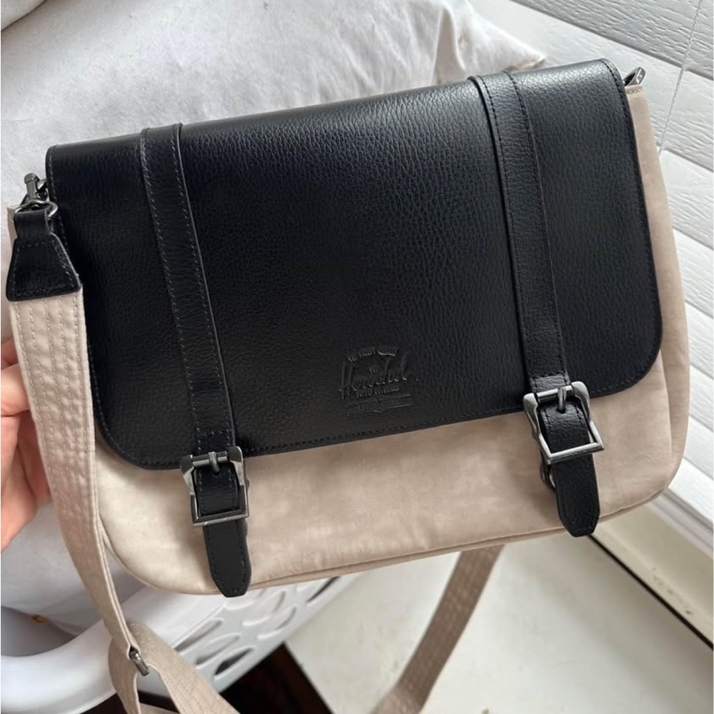 Herschel Supply Company Black and Tan Men's Bag